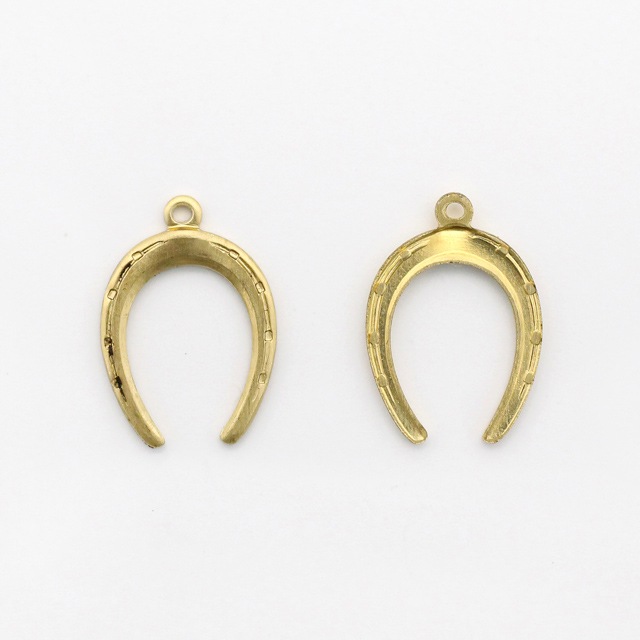 01R0119BRC 真鍮製チャーム 馬蹄 裏抜き 生地 16.5×11.5×1.1mm 2ヶ