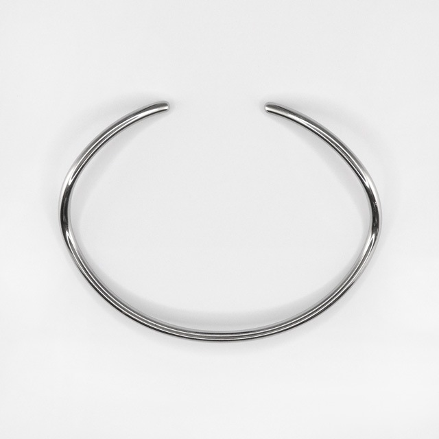 21H0006STL ステンレス製バングル 約4.5×6.5cm,線径2.5mm,内周約16cm 1ヶ
