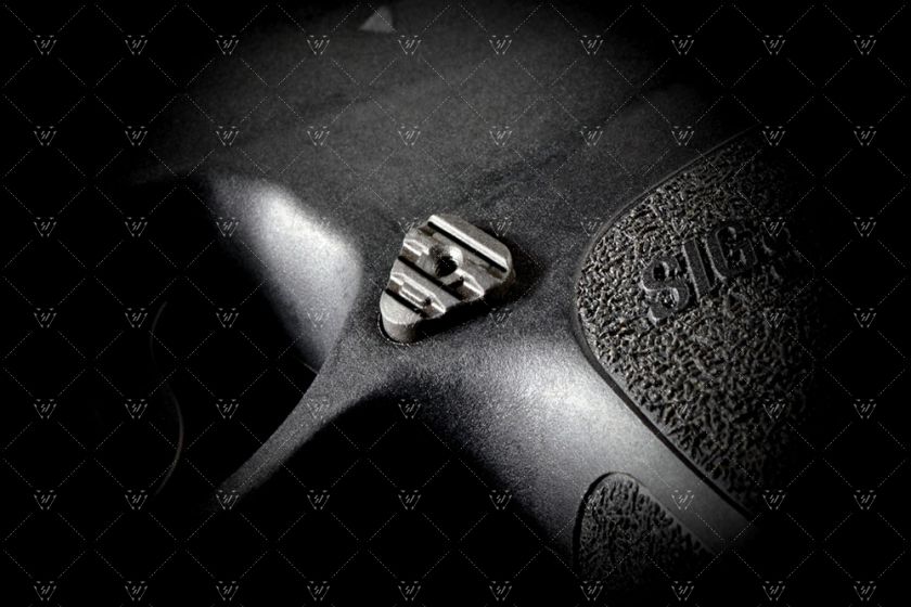 ���ȥ饤����������ȥ꡼ Modular Magazine Release for Sig Sauer P320 Strike Industries SI-P320-MMR