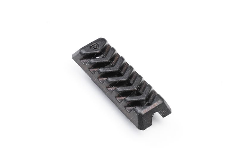 ���ȥ饤����������ȥ꡼ Strike Siegen Rail Cover in Black - 5pcs/pk Strike Industries SI-SIEGEN-COVER-BK