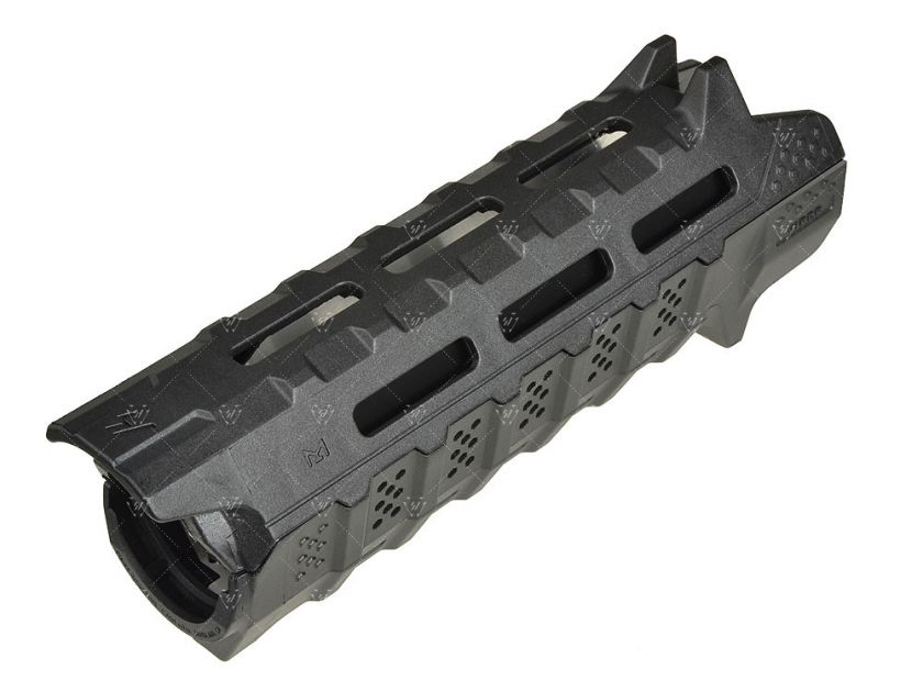 ���ȥ饤����������ȥ꡼ Carbine Length Handguard Strike Industries