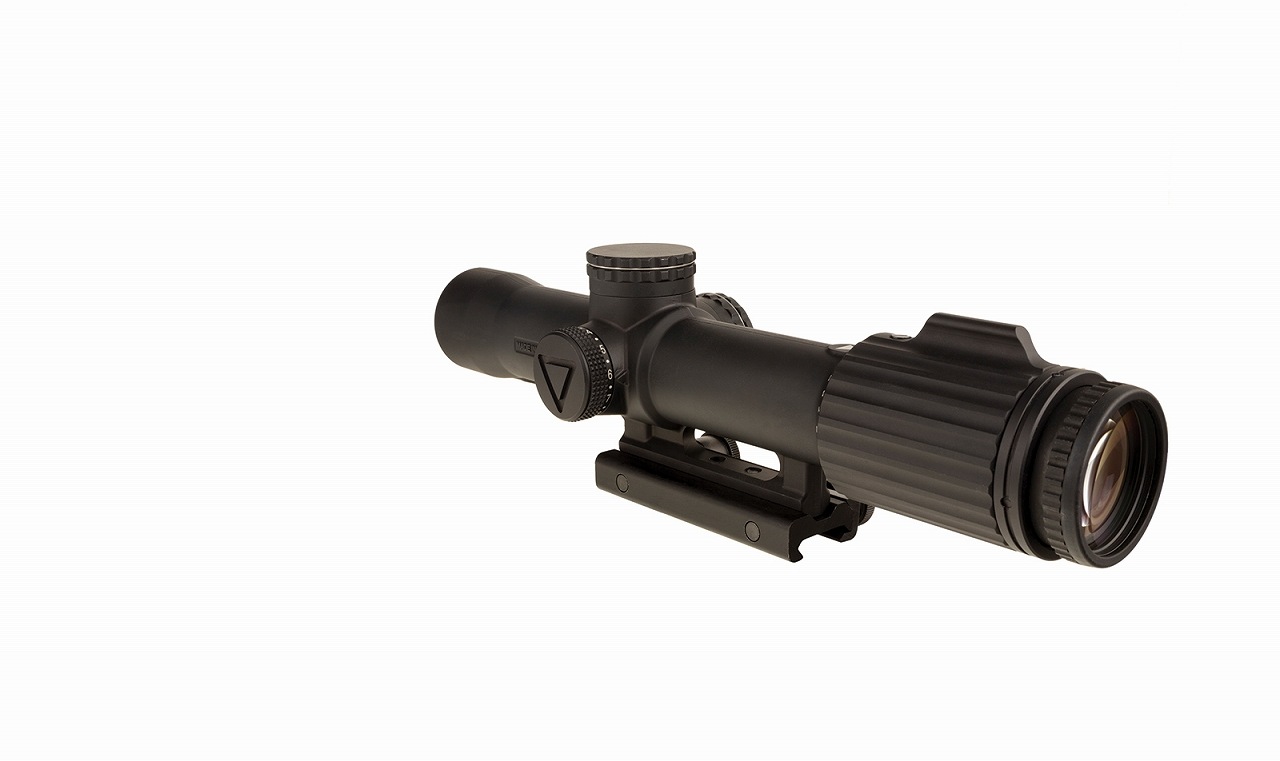 �ȥꥸ���� VCOGR 1-8x28 Riflescope, Red MRAD Crosshair Dot Reticle w/ Thumbscrew Mount Trijicon VCOG 1-8x28 LED Riflescope- MRAD VC18-C-2400003