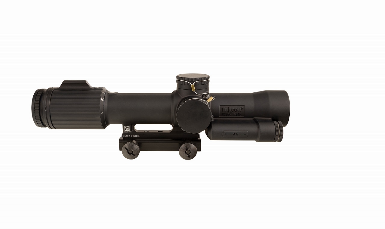 �ȥꥸ���� VCOGR 1-8x28 Riflescope, Red MRAD Crosshair Dot Reticle w/ Thumbscrew Mount Trijicon VCOG 1-8x28 LED Riflescope- MRAD VC18-C-2400003