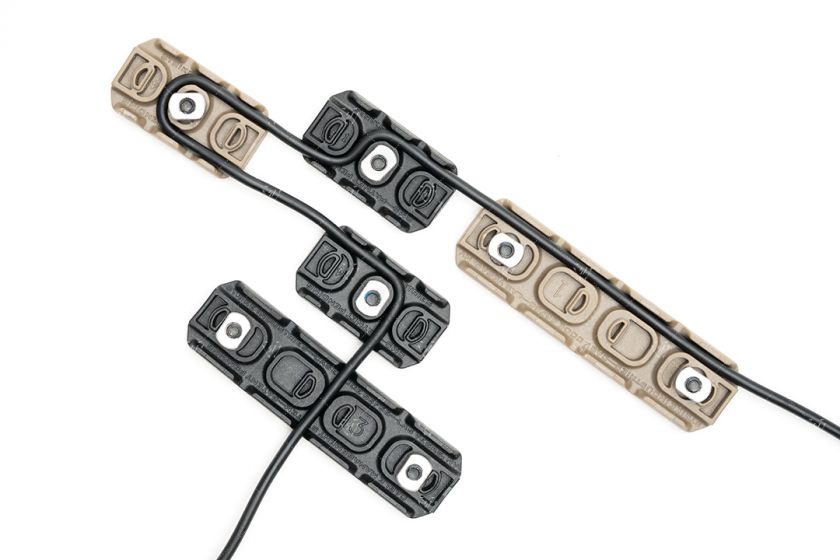 ���ȥ饤����������ȥ꡼ M-LOK Cable Management Covers - Long or Short Strike Industries