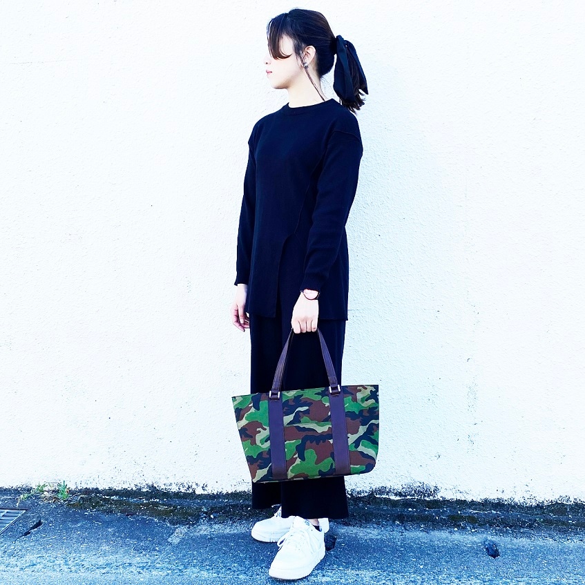 【nikeita】ハンドメイド　コーデュラナイロン　トートバッグ　カモフラ nikeita】ハンドメイド コーデュラナイロン トートバッグ