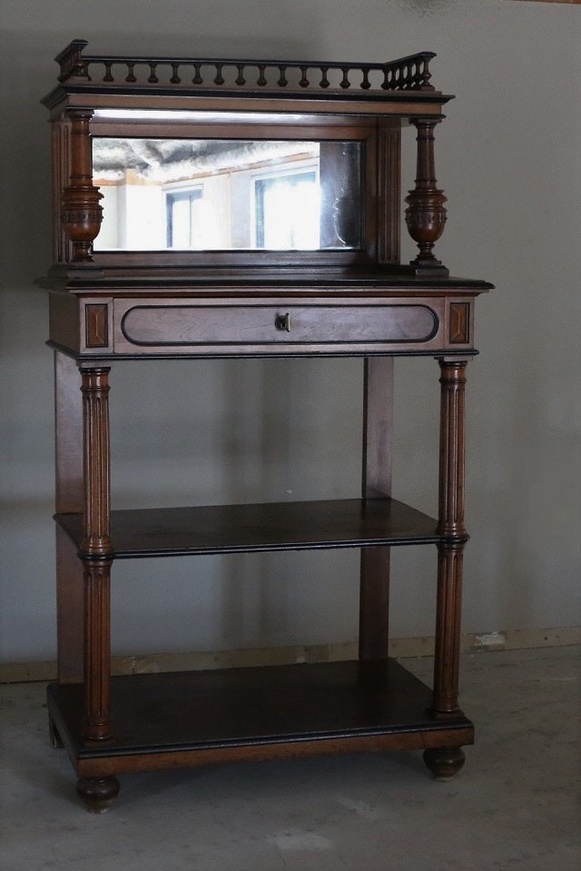 ルイフィリップ様式のサイドテーブル