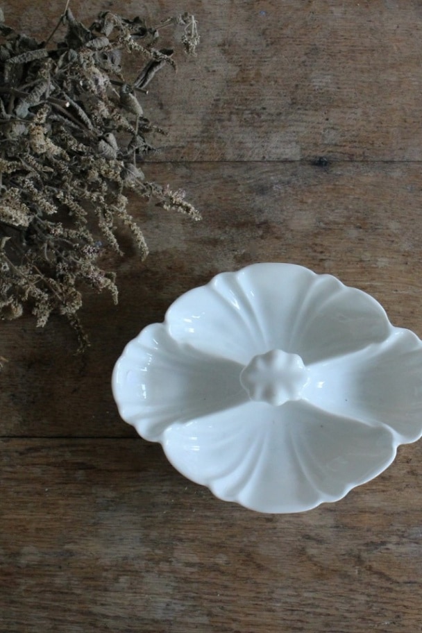 フランス製　花籠　プレート フランスアンティーク クッション 花籠 アンティーククッション 花柄