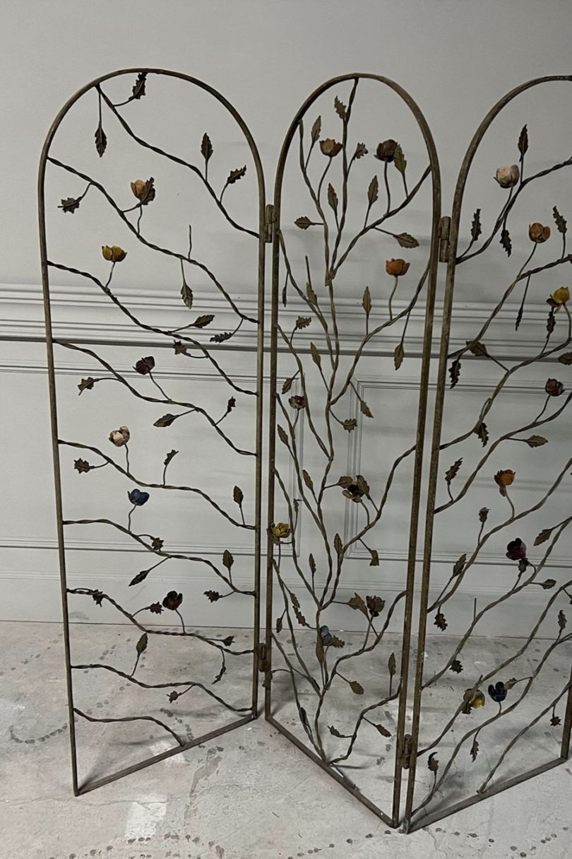 薔薇の装飾がエレガントなアイアンのパーテーション 1280 | 建材など