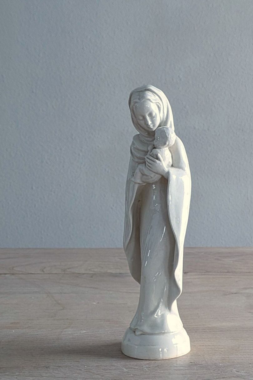 西ドイツ Goebel（ゲーベル）社 フンメル人形 陶磁器の聖母子像 7176