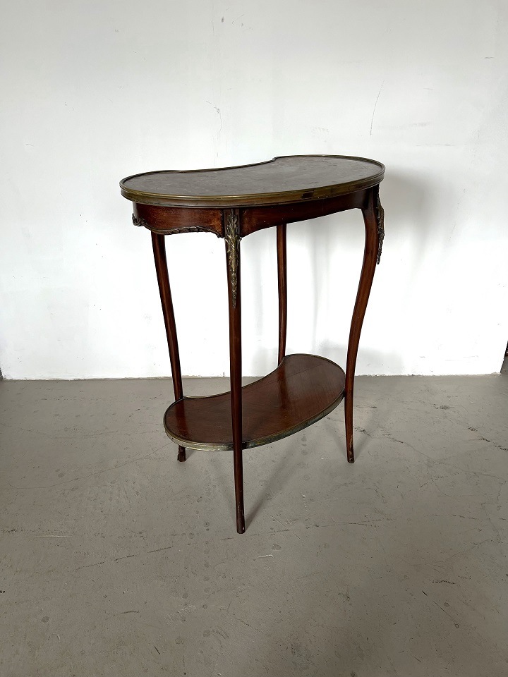 ������ŷ�ĤΥ��ɥˡ������ɥơ��֥롡6647