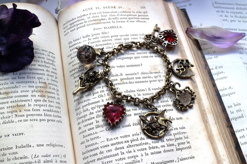 ��Coro�ϥ�����������ơ��������㡼�ࡡ�֥쥹��åȡ�5789_05