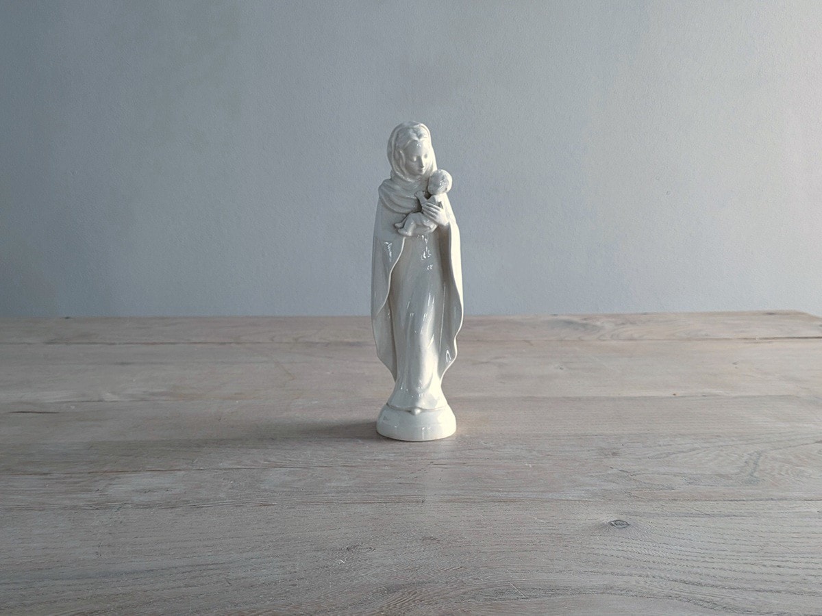 Goebel ゲーベル 75周年 M.I.フンメル フンメル人形 聖母とイエス Goebel ゲーベル 75周年 M.I.フンメル フンメル人形 聖母とイエス