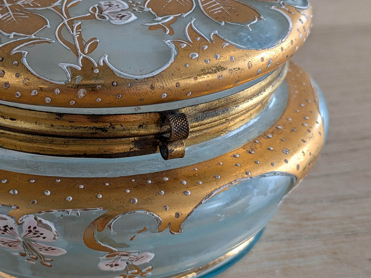 19��������̤��ܤ��줿�ޥ��˥����γ��ե饦��ɥ�������7509