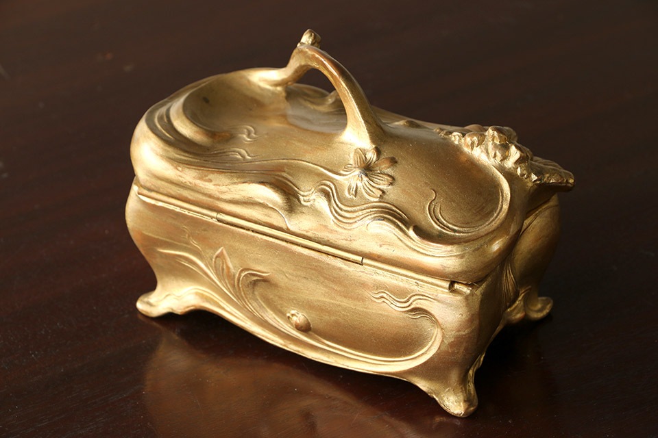 ��������719