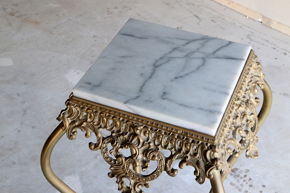 �ե��ơ��֥� 597