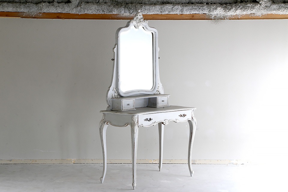 �������ʥڥ���ƥåɥɥ�å��󥰥ơ��֥롡2326