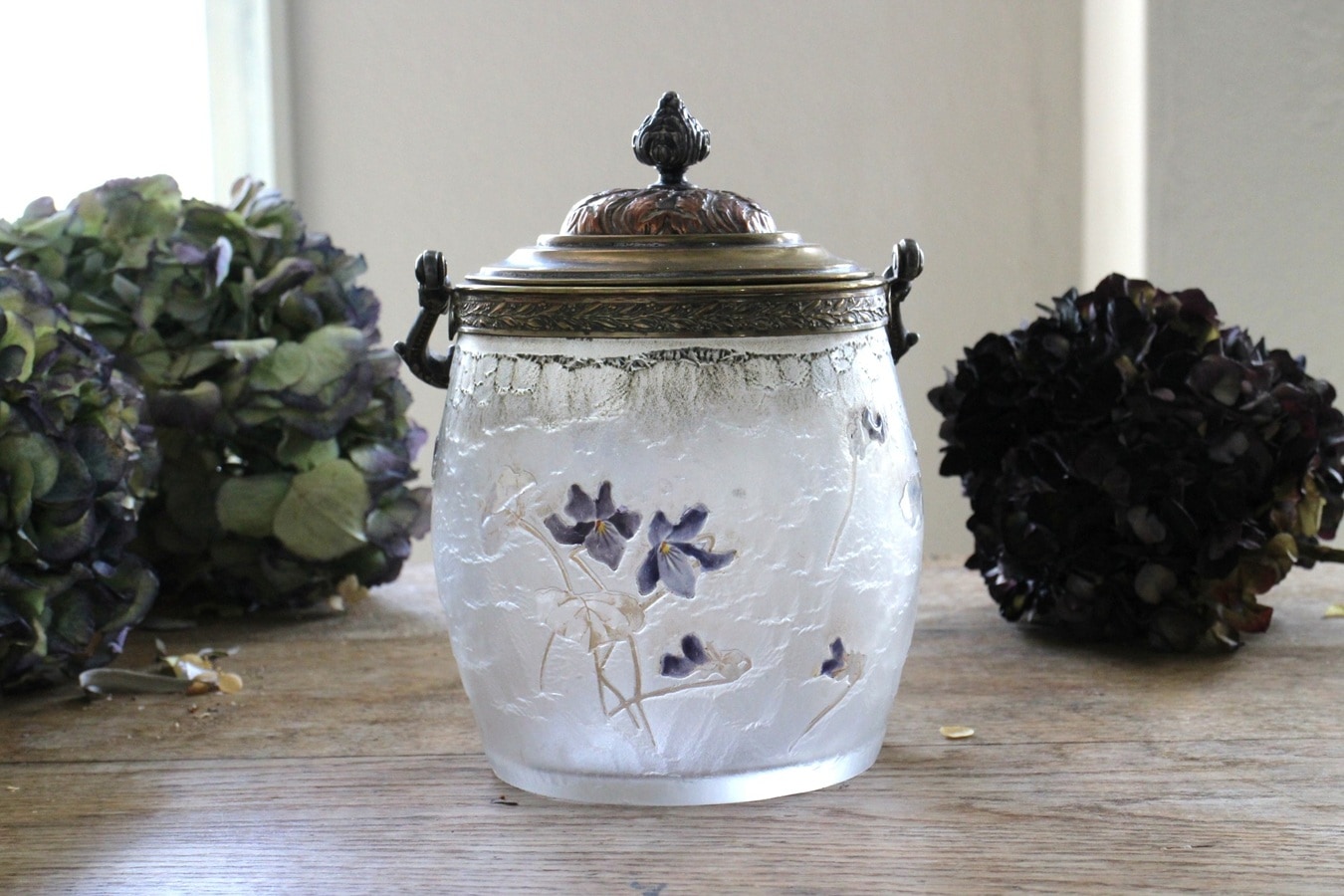 フランス Victor Saglier ヴィクター・サグリエ ガラスビスケット