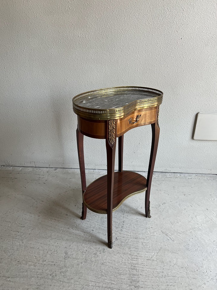 �ե�󥹡�������ŷ�ĤΥ��ɥˡ��ơ��֥롡640102