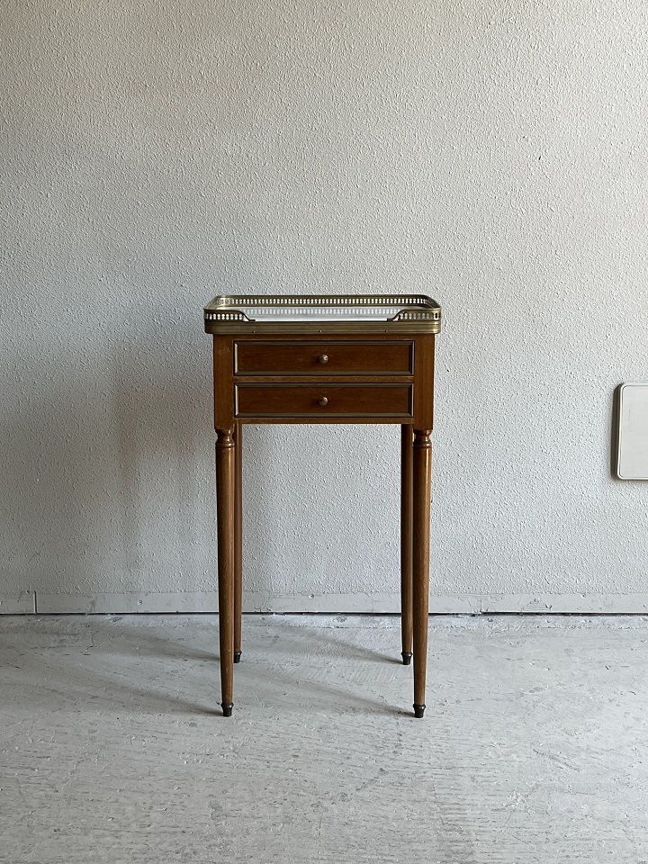 �ե�󥹡�������ŷ�ĤΥ����ɥơ��֥롡6402