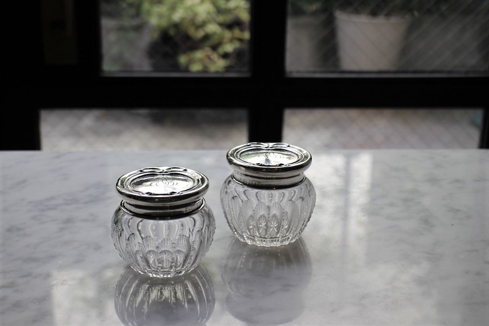 �ե�󥹡�����С��˥�Υ����ܤ��줿���Υ饦��ɥ�������4998