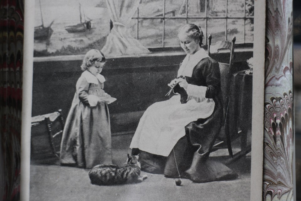 �ե�󥹡���ܥ󤬥�����դΥե��ȥե졼�ࡡ1900ǯ����5757