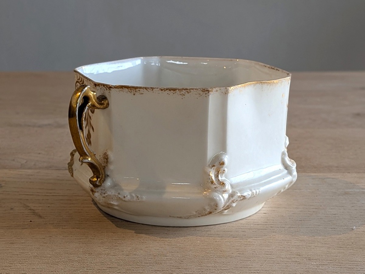 �ե�󥹡���⡼���塡��̤��ܤ��줿�礭��Υ��åס�7098