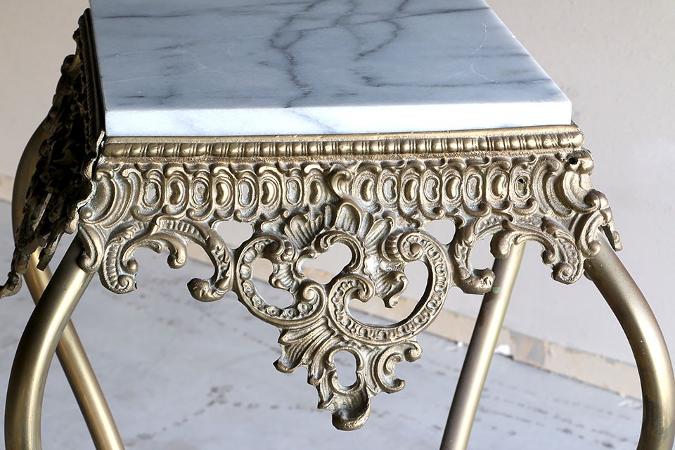 �ե��ơ��֥� 597