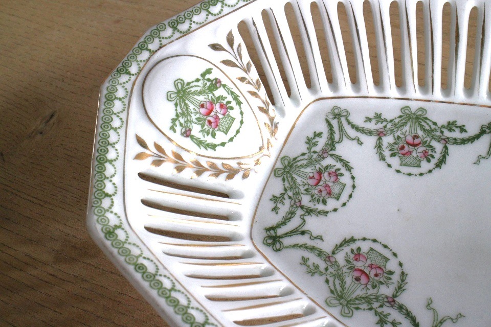 ե󥹡ܥȥͤƩùܤ줿Хե롼ĥץ졼ȡ6049