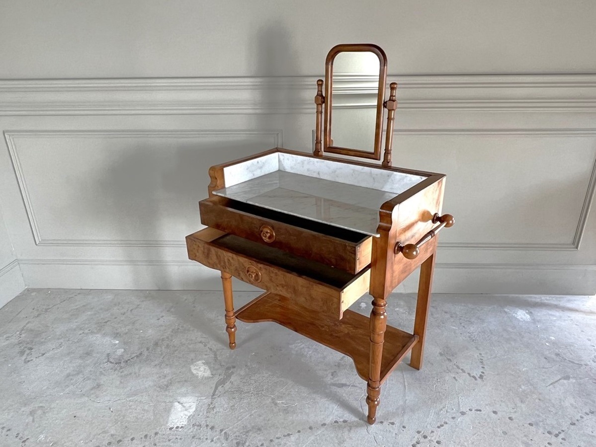 �ե�󥹡��ޡ��֥�ȥåס��ɥ�å��󥰥ơ��֥� 6013