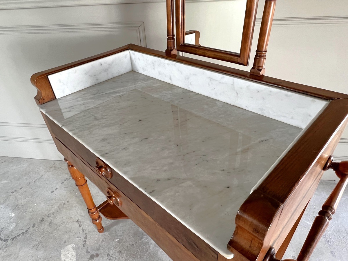 �ե�󥹡��ޡ��֥�ȥåס��ɥ�å��󥰥ơ��֥� 6013