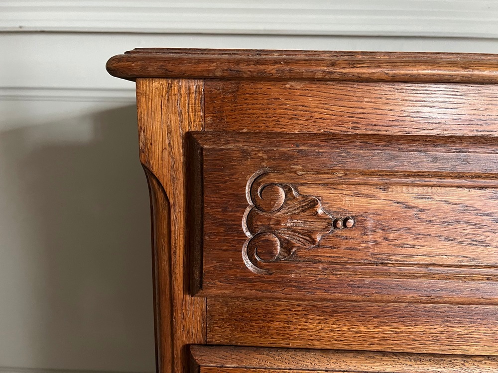 �����󥵥���Ħ�郎�ܤ��줿ǭ­�Υ������������ȡ�6670