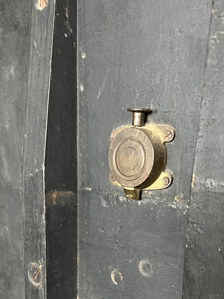 �鯤����ͤ������줿�ڥ���ƥåɥȥ�ݥåɥơ��֥� 6087