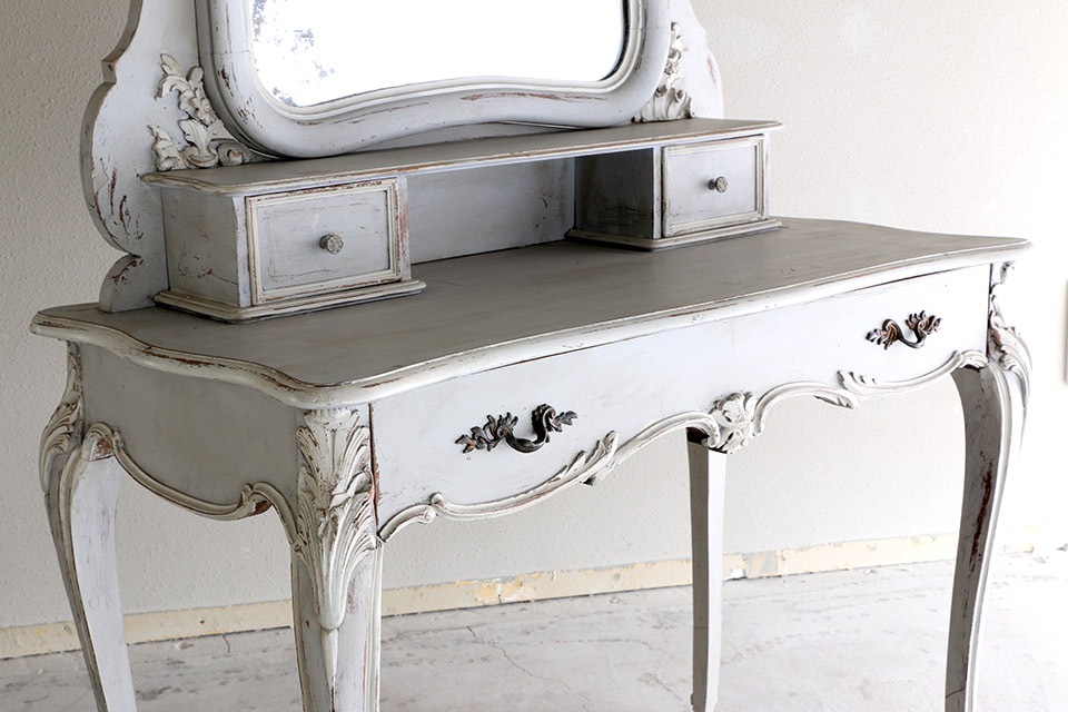 �������ʥڥ���ƥåɥɥ�å��󥰥ơ��֥롡2326