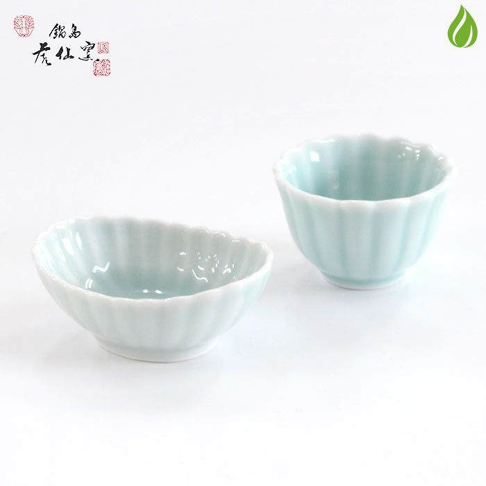 鍋島虎仙窯 鍋島青磁 豆鉢 8.5cm【 菊 / 菊楕円 】 [ 食洗器/電子