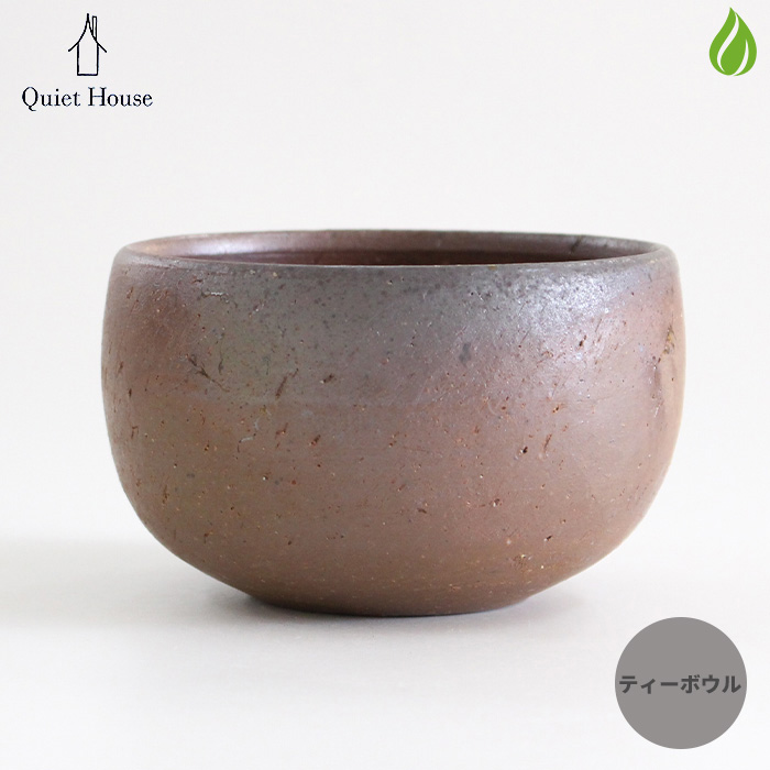 ������ Quiet House �ƥ����ܥ���