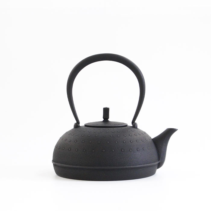 茶道具　小振りな　鉄瓶 南部鉄瓶 南部鉄器 空間鋳造 Sayu 小 0.5L IH対応 【別倉庫発送】