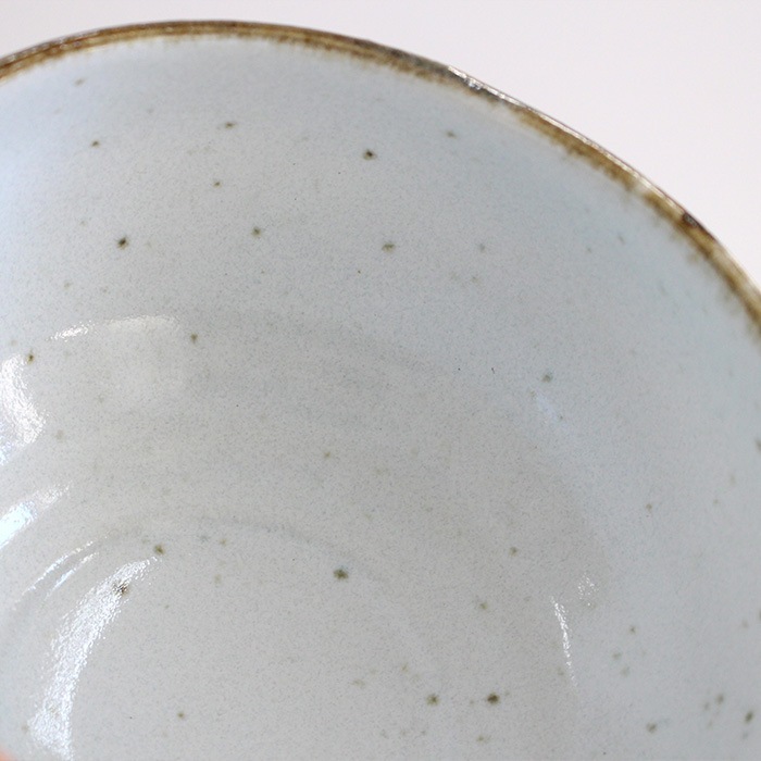 送料込★楽印 浅鉢型白抹茶椀 【口径14.3cm、磁器茶道具、中古良品】T21 楽天市場】【中古】【茶道具】樋口力三造 茶碗【送料無料】茶道
