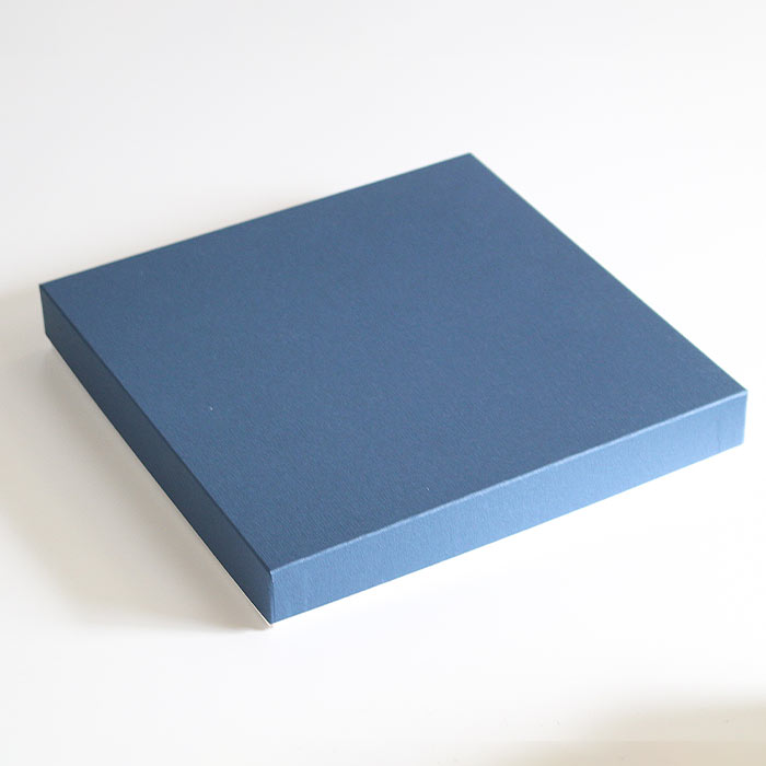 徒爾 お盆 前田昌輝作 セン 鉄染白摺漆盆 φ27×H3cm お盆 盆 トレー トレイ