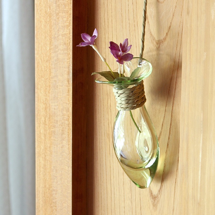 ガラス花　花瓶 フラワーベース 花瓶 ガラス クリア 一輪挿し 高さ 18cm フラワー