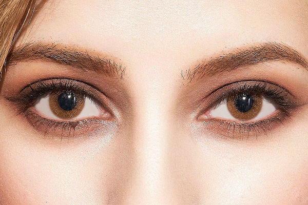 シャンパンブラウン CHAMPAGNE BROWN｜1年/～－8.00｜フチなしラメカラコン