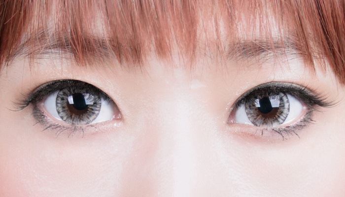 グラス3グレー｜1年/～－8.00｜デカ目ナチュラルカラコン