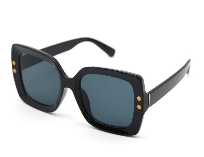 小顔スクエアサングラス｜ブラック 3901