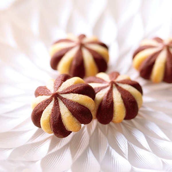 【日本各地のお土産】（送料はまとめ買いがお得！）神奈川　横浜ちょこふらーる（9個入）