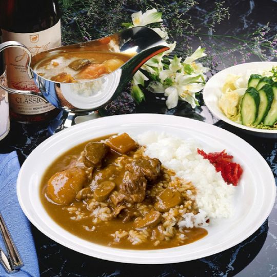 【日本各地のお土産】（送料はまとめ買いがお得！）東京 「人形町今半」 黒毛和牛ビーフカレー（200g）