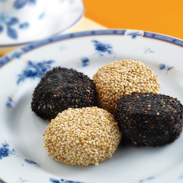 【日本各地のお土産】（送料はまとめ買いがお得！）横浜　横浜中国銘菓　胡麻団子（12個入）