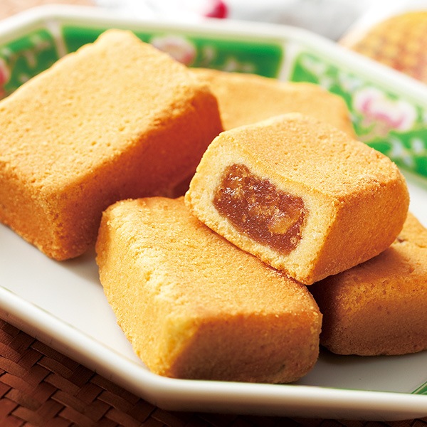 【世界のお土産】（送料はまとめ買いがお得！） 台湾 土産 新東陽 パイナップルケーキ 12個入り