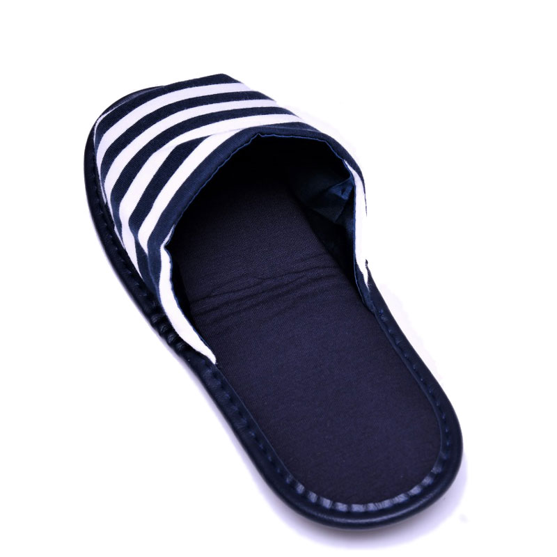 （4512008527473/80/97)ボーダー・トラベルスリッパ 携帯式 巾着付き ルームシューズ ポータブル むくみ防止 機内 滞在先 室内履き 旅行用 フライト コンサイス CONCISE