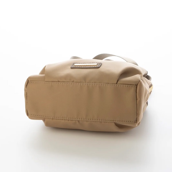 (4512008573838/52/69/45)タビコモノ TabiKomono TB撥水軽量ナイロン三層ミニショルダー