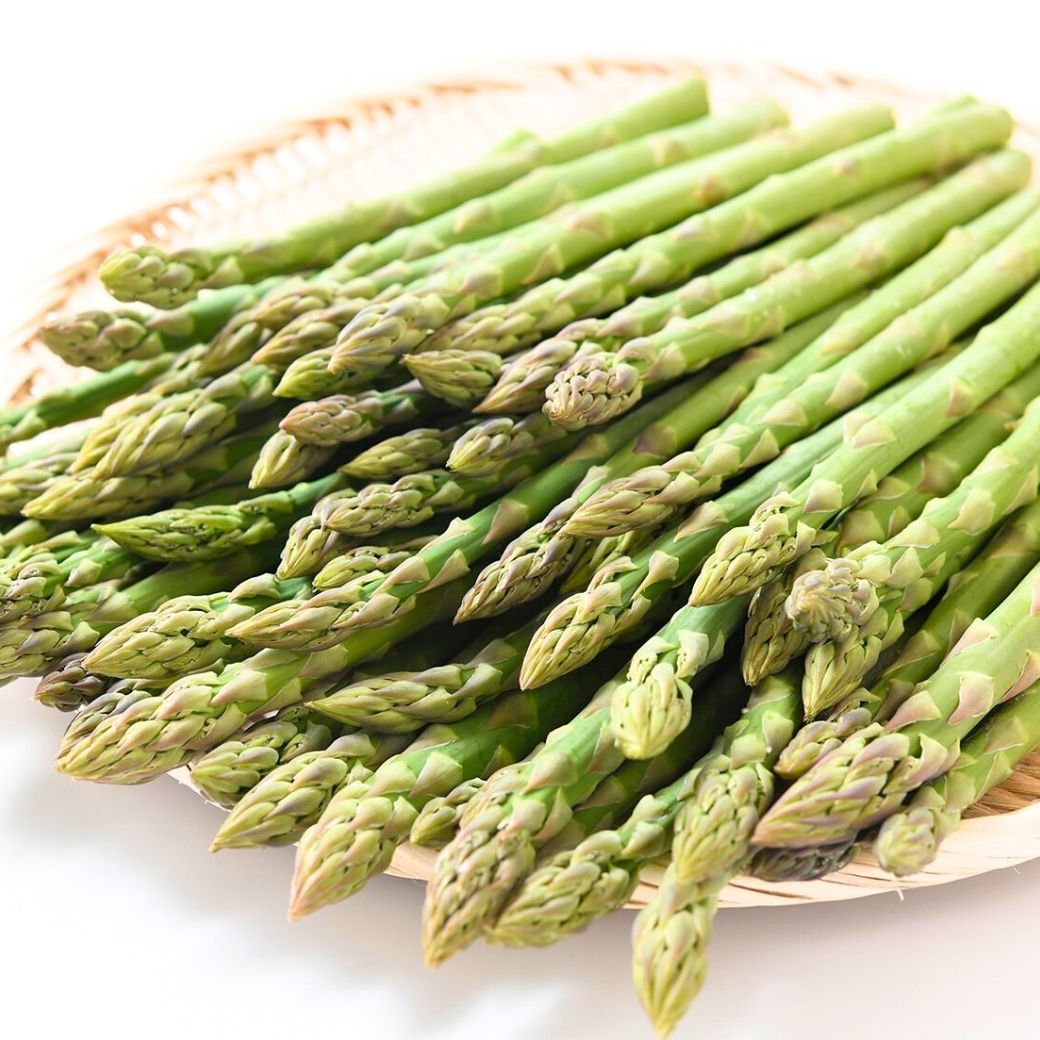 【送料込】北海道から旬の味覚！鮮度を保ってお届け『朝採りアスパラガス・無選別品』1kg箱（約30～40本入り）・2kg箱（約60～80本入り）