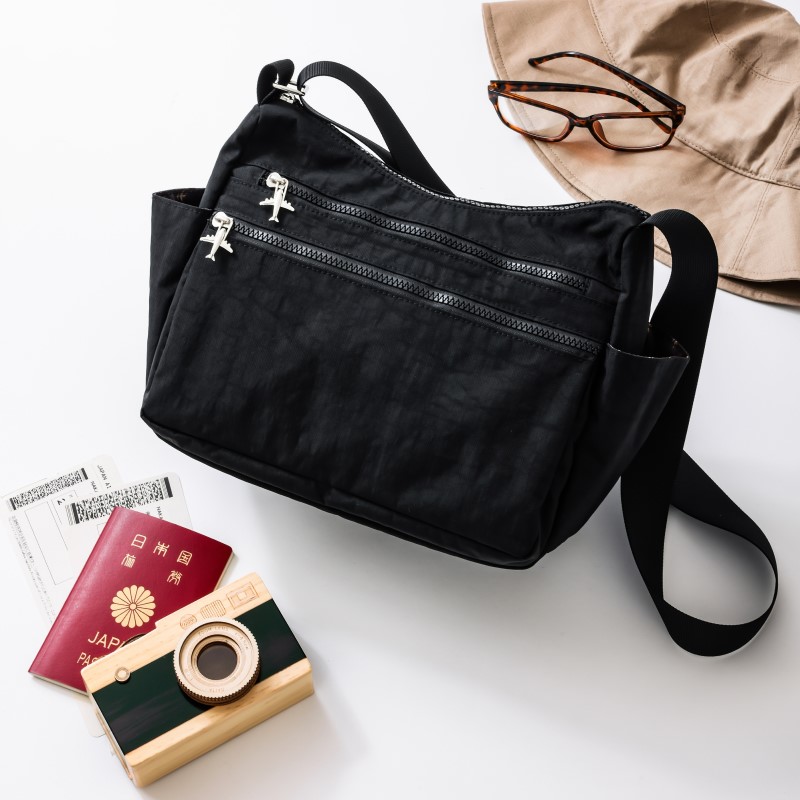 追加販売決定！2025年1月中旬からお届け【25周年企画】＜送料込み＞阪急交通社が考えた旅行に役立つオリジナルショルダーバッグBOOK【300個限定】おすすめ旅ランキングBOOK【プレゼント付き！】